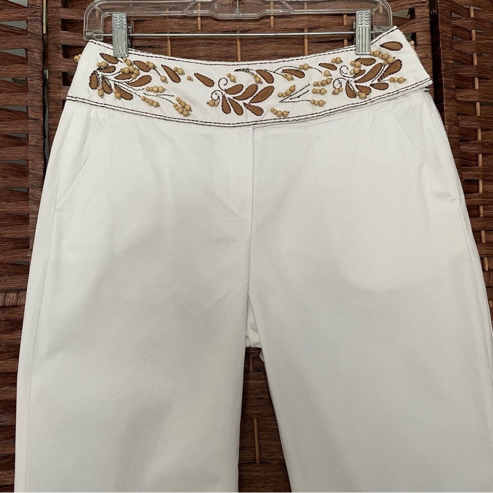 Larry Levine Stretch Women Crop Pants Embroidered, Embellished Waistband, Size 6 - Picture 2 of 12